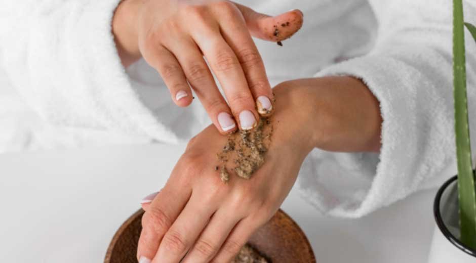 Face vs. Body Scrubs: Why You Can't Use the Same Sugar Scrub on Both