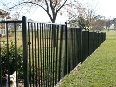 How To Select the Best Fencing Contractors for Your Home Renovation