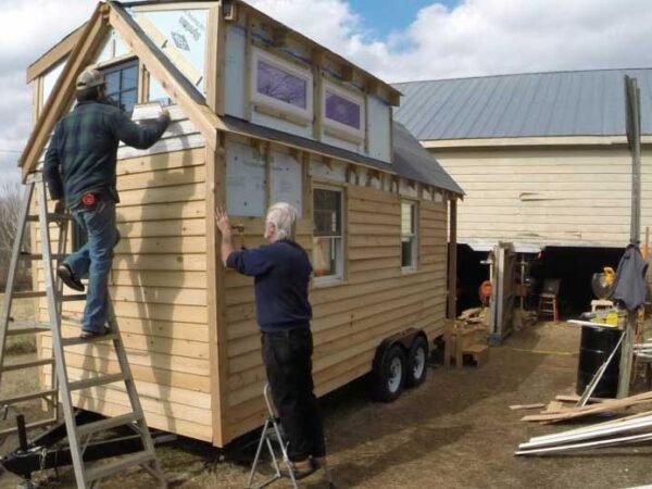 How-a-Tiny-House-Builder-Overcame-Construction-Challenges