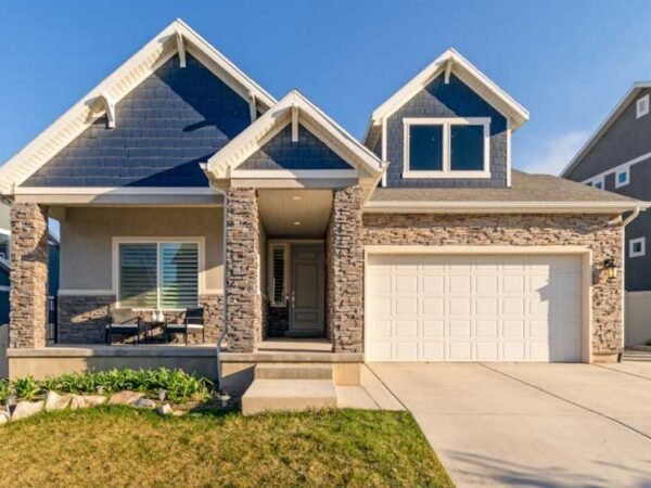 Safety Checks Every Homeowner Should Schedule Before Winter