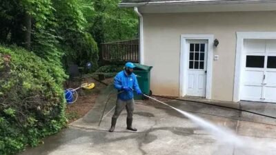 What-to-Look-For-When-Choosing-a-Company-After-Searching-Power-Washing-Near-Me