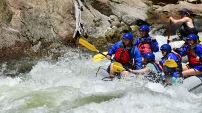 Why-Do-Adventurers-Call-Browns-Canyon-the-Ultimate-Whitewater-Classroom