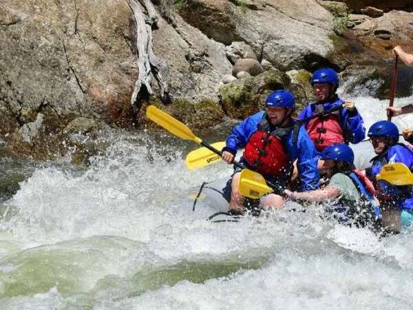 Why-Do-Adventurers-Call-Browns-Canyon-the-Ultimate-Whitewater-Classroom