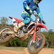 Why-Local-Dealers-Are-the-Best-Source-for-Preowned-Dirt-Bikes